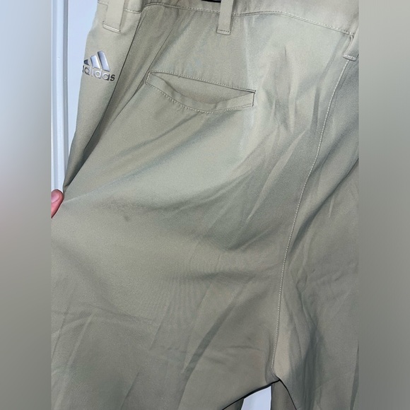 ADIDAS Men’s Khaki Golf Activewear Athletic Anti-Slip Grip Casual Shorts Sz 42 - Picture 8 of 16